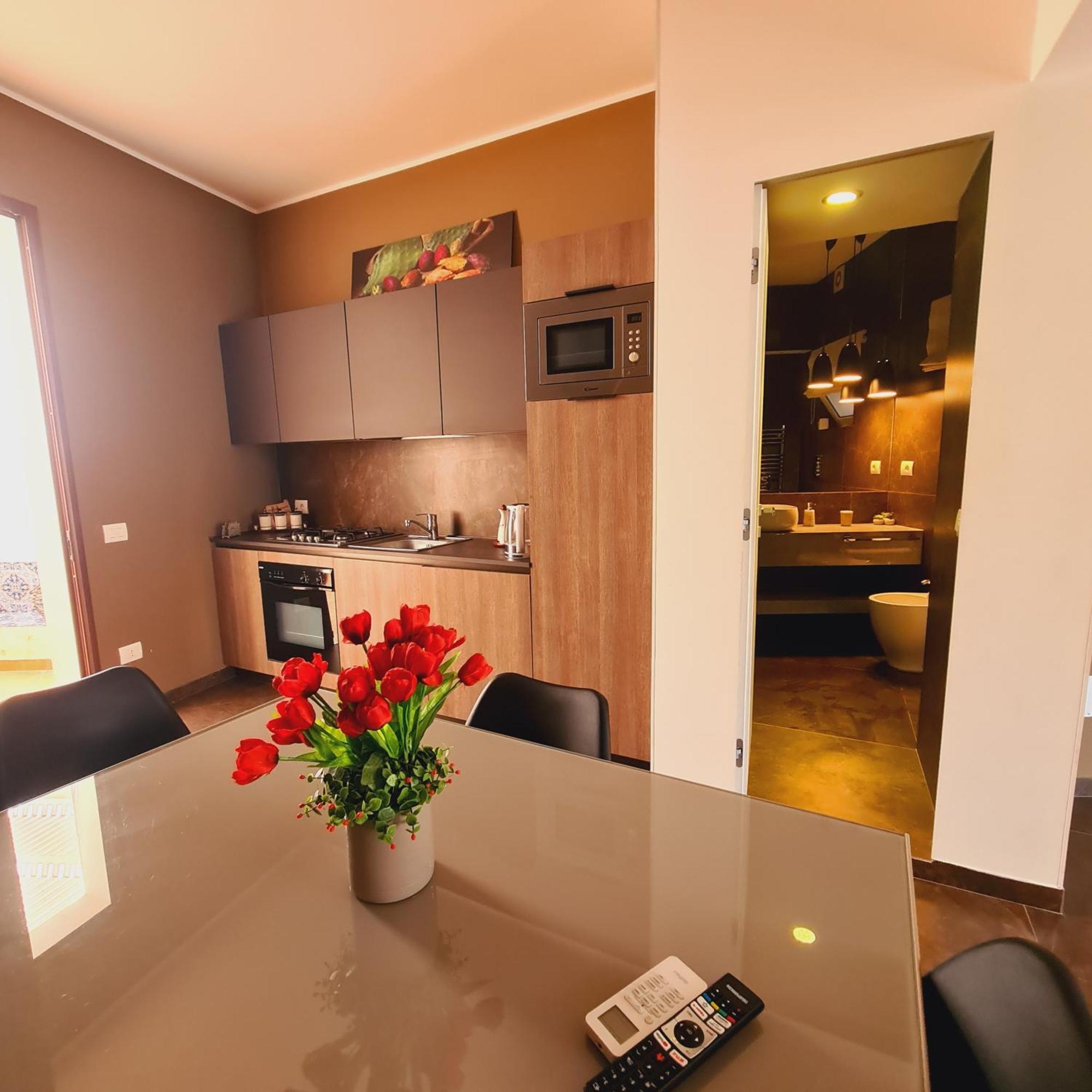 Le Suite Del Centro Marsala Exterior foto